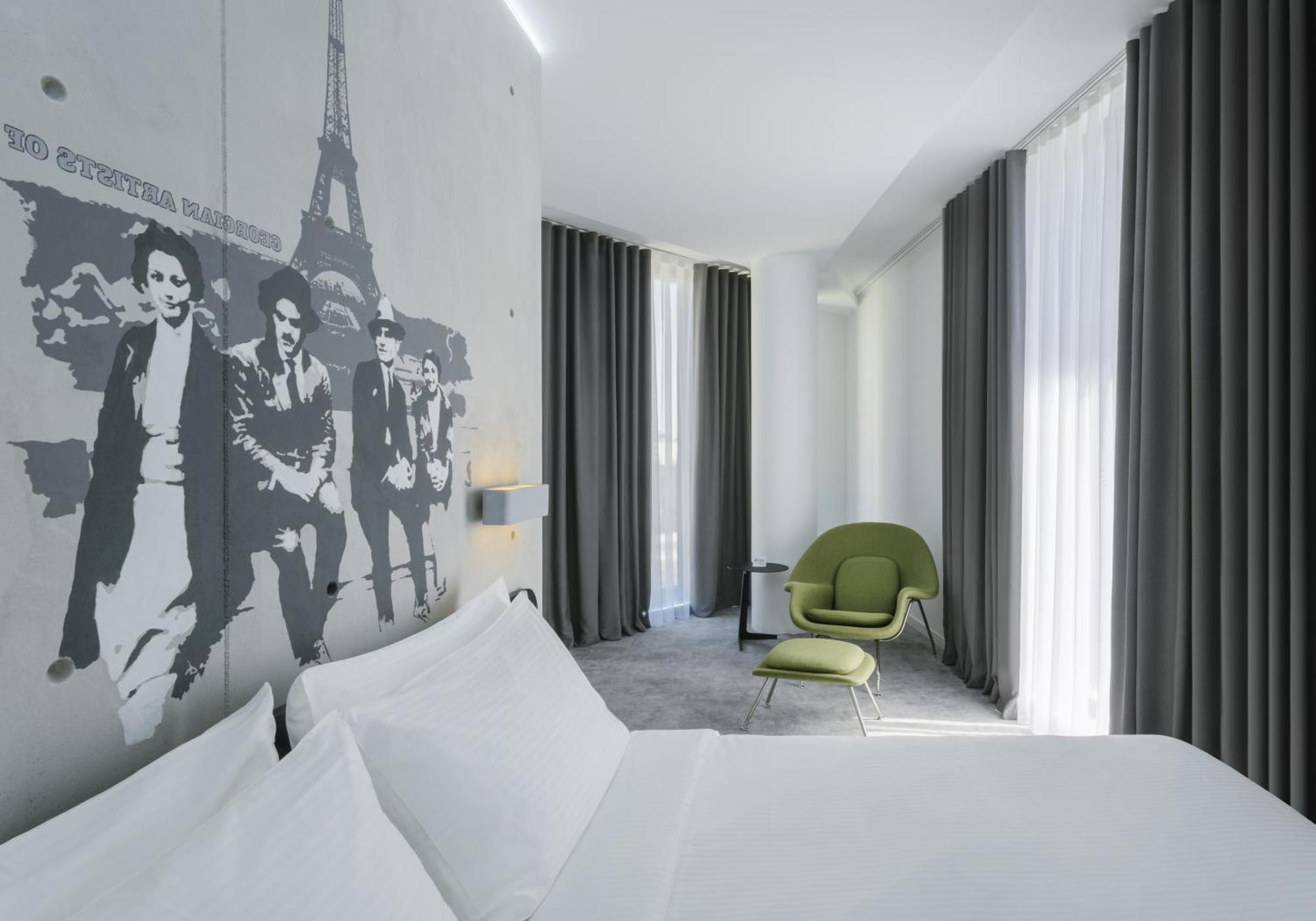 Hotel Golden Tulip Design Tiflis Exterior foto